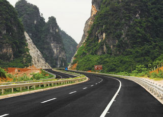 Nanning~Youyiguan Expressway in Guangxi Province AC